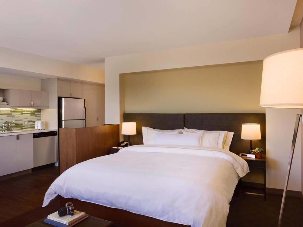 Element Calgary Airport Ξενοδοχείο Εξωτερικό φωτογραφία